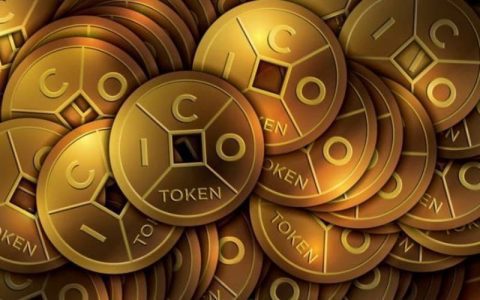 انتقاد مدیر عامل Uniswap از توزیع توکن ها