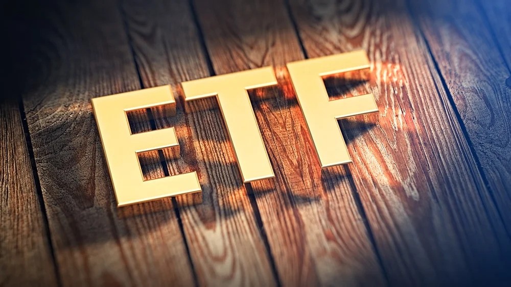 ای تی اف ETF چیست؟