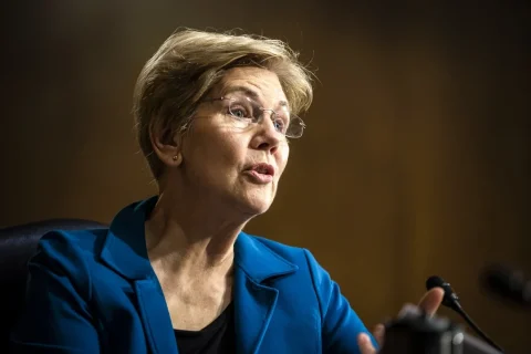 کاهش 75 واحدی نرخ بهره،خواسته سناتور وارن