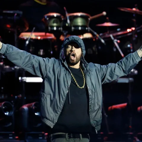 افشای ۲۵ آهنگ منتشرنشده امینم؛ فروش غیرقانونی با بیت کوین