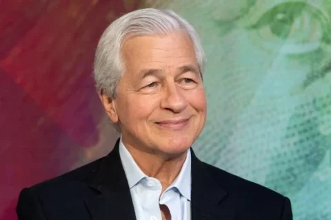 جیمی دایمون Jamie Dimon: خرید بیت کوین آزاد است، اما نگهداری نه